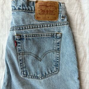 Levi's Vintage 512 “Mom jeans”